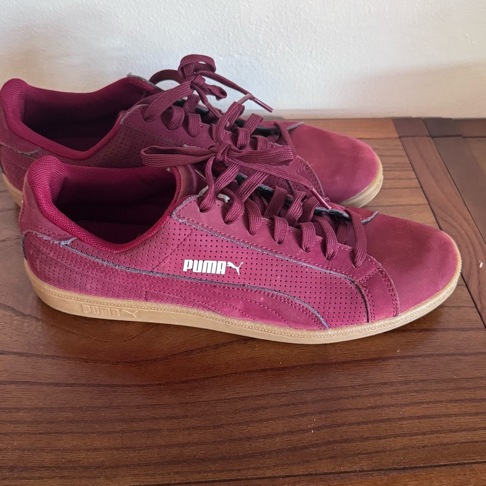 Puma Men’s Burgundy Suede Shoes Size 8.5
